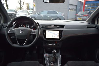 Car image 30