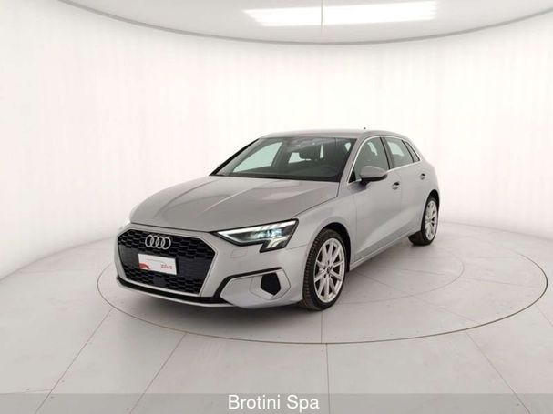 Audi A3 35 TFSI S tronic Advanced Business 110 kW image number 1