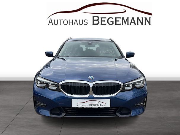 BMW 320 e Touring M Sport 150 kW image number 8