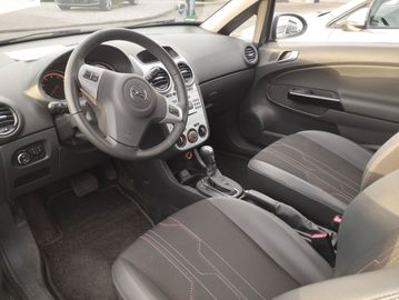 Car image 10