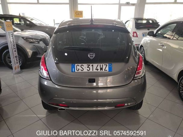 Lancia Ypsilon 51 kW image number 6