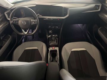 Car image 21