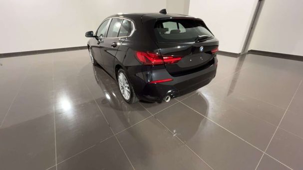 BMW 116d Advantage 85 kW image number 6