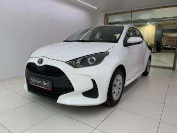 Car image 24