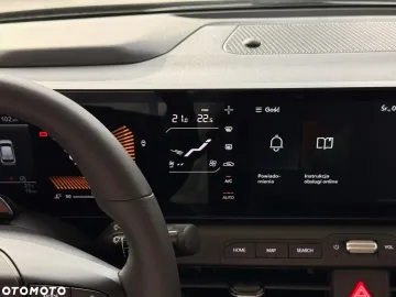 Car image 31