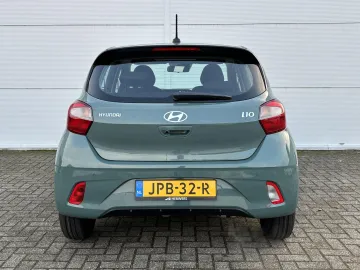 Car image 37