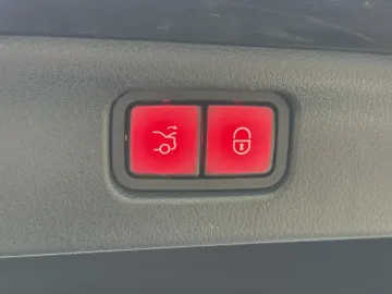 Car image 50