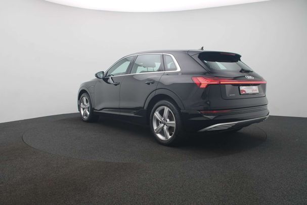 Audi e-tron 55 quattro 300 kW image number 4