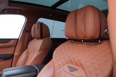 Car image 48