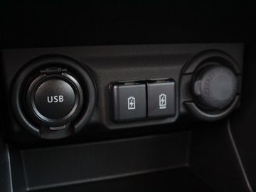 Car image 31