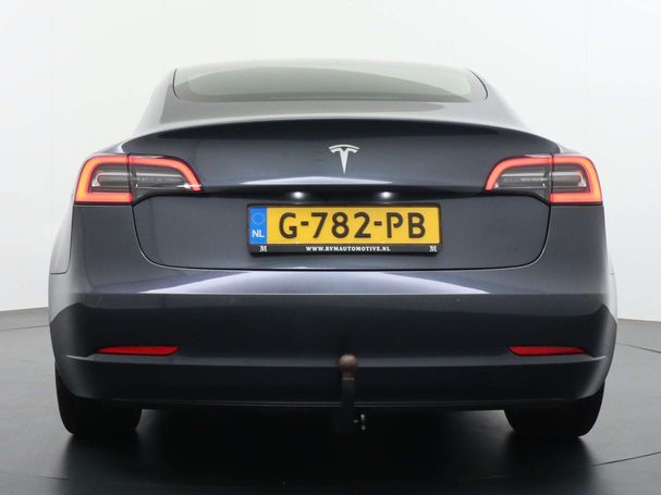 Tesla Model 3 60 Plus 239 kW image number 6