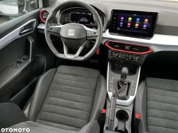 Car image 38