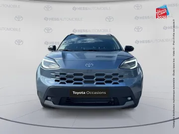 Car image 3