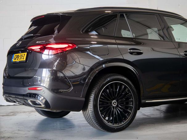 Mercedes-Benz GLC 300 e AMG Line 4Matic 230 kW image number 10