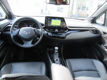 Car image 12