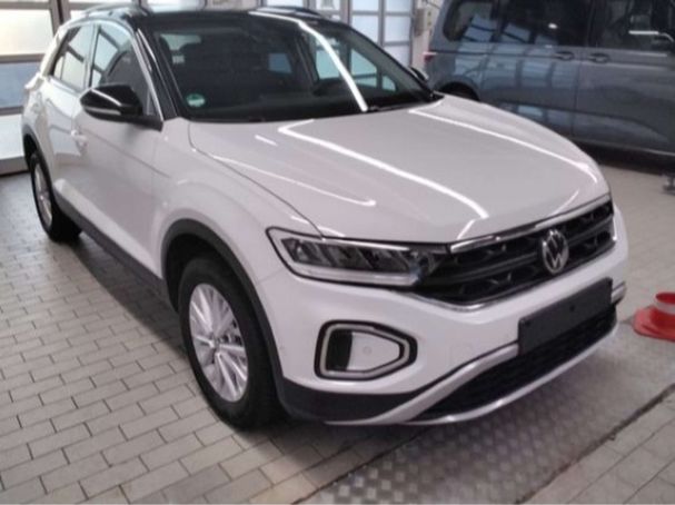 Volkswagen T-Roc 1.0 TSI T-Roc 81 kW image number 3