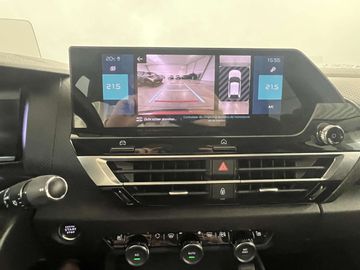 Car image 31