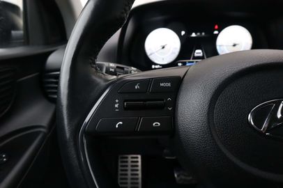 Car image 26