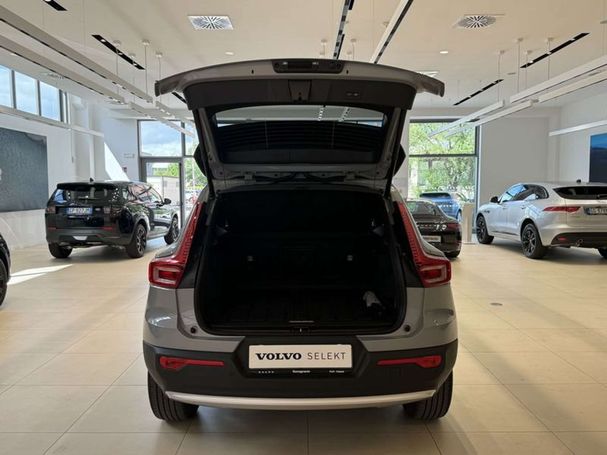 Volvo XC40 B3 Core 120 kW image number 15