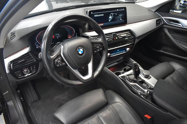 BMW 520d Touring 140 kW image number 10