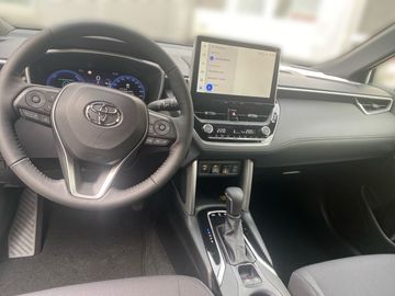 Car image 11