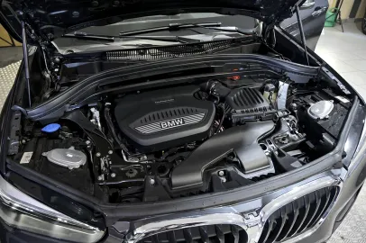 Car image 33