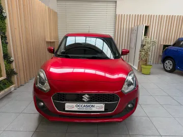 Car image 3