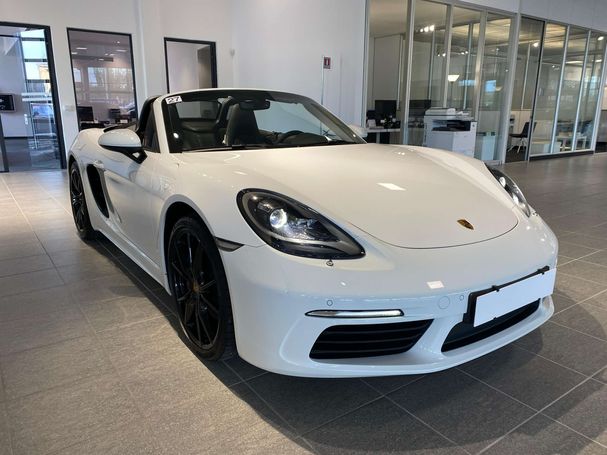 Porsche Boxster PDK 220 kW image number 3