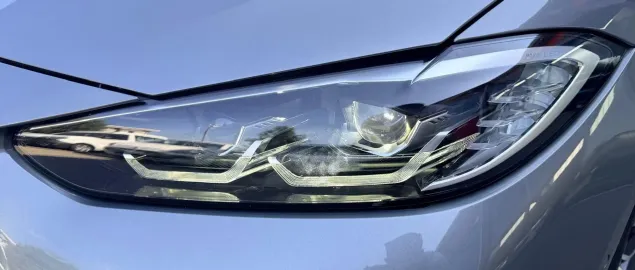 Car image 27