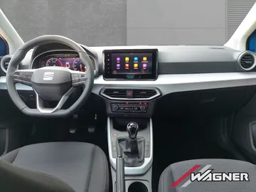 Car image 9
