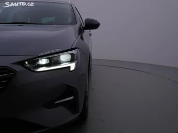 Car image 35