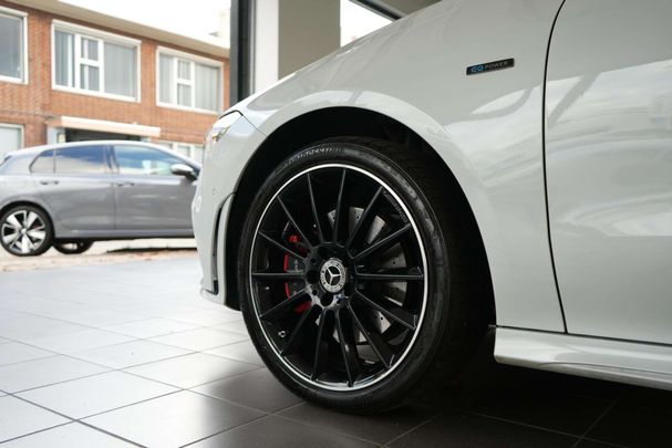 Mercedes-Benz CLA 250 160 kW image number 31