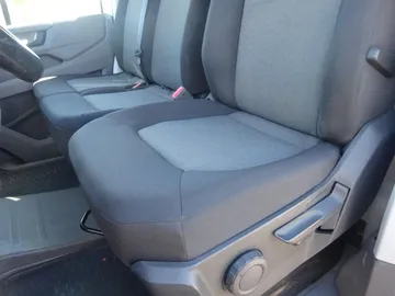Car image 45