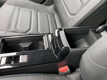 Car image 31