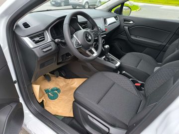 Car image 17