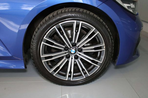 BMW 320d Touring xDrive M Sport 140 kW image number 9