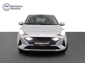 Car image 2