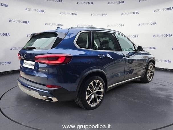 BMW X5 xDrive30d 210 kW image number 4