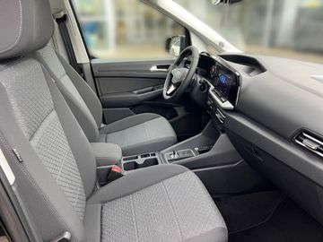 Car image 30