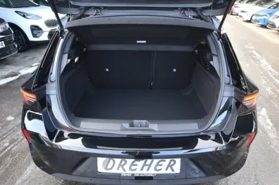 Car image 28