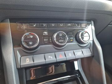 Car image 36