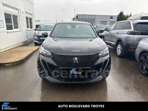 Peugeot 2008 PureTech 130 96 kW image number 2