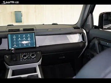 Car image 42
