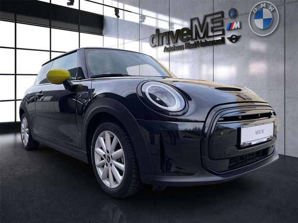 Mini Cooper SE Electric Trim 135 kW image number 15