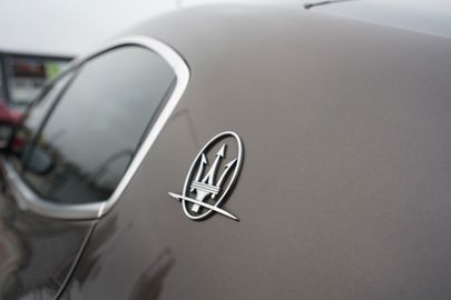 Car image 37