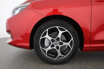 Car image 28