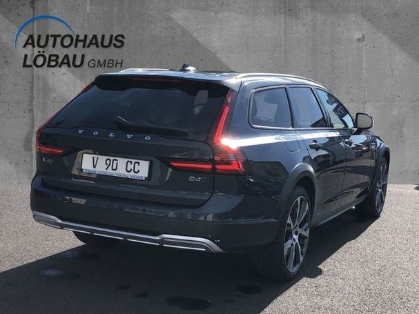 Volvo V90 Cross Country AWD B4 145 kW image number 2