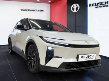 Car image 18