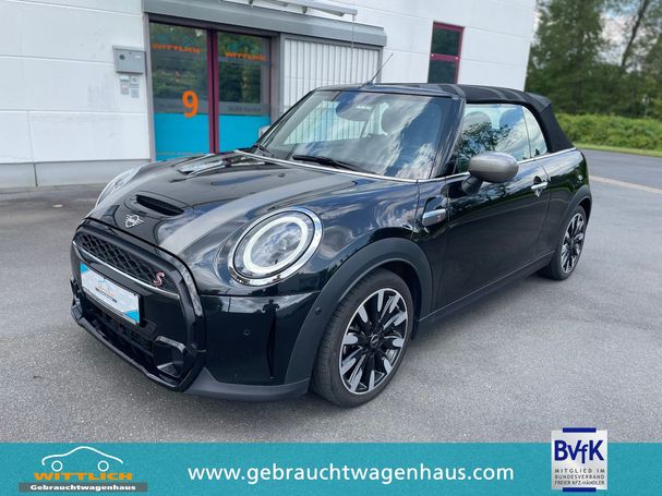 Mini Cooper S Cabrio Classic Trim 131 kW image number 2