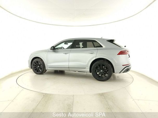 Audi Q8 55 TFSI quattro Tiptronic S-line Sport 250 kW image number 5